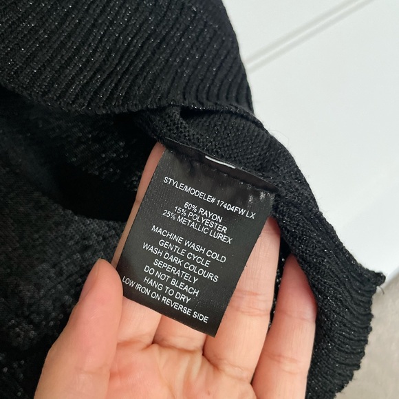 Black Sparkly 3/4 Sleeve Cardigan - Picture 5 of 6